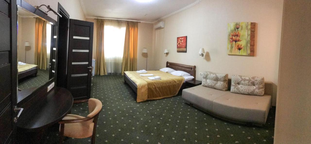 Kolyada Hotel Odessa Exteriör bild