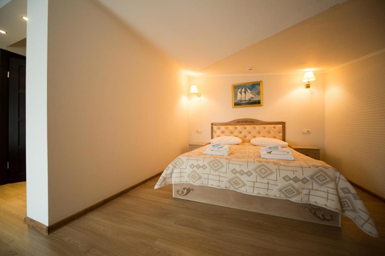 Kolyada Hotel Odessa Exteriör bild